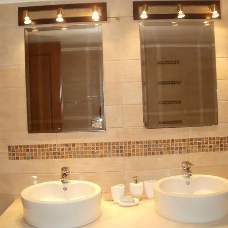 Blue Sea House-2 Bedroom *